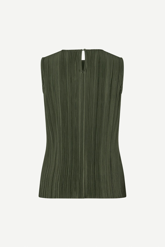 A sleeveless, Forest Night Sauma O Neck Top by Samsøe Samsøe, featuring vertical pleats and a keyhole back opening, crafted from recycled polyester.