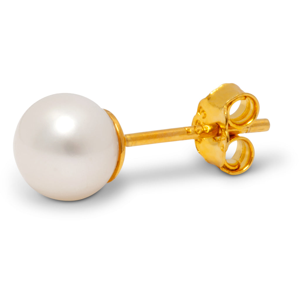 A Lulu Copenhagen Large Ball - Pearl stud earring on a white background, featuring a white freshwater pearl.