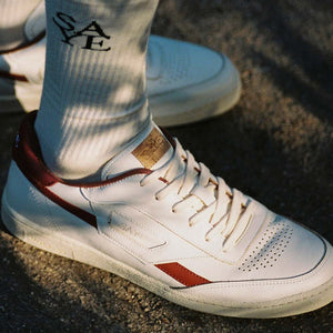 Saye vegan model89 sneaker in Garnet